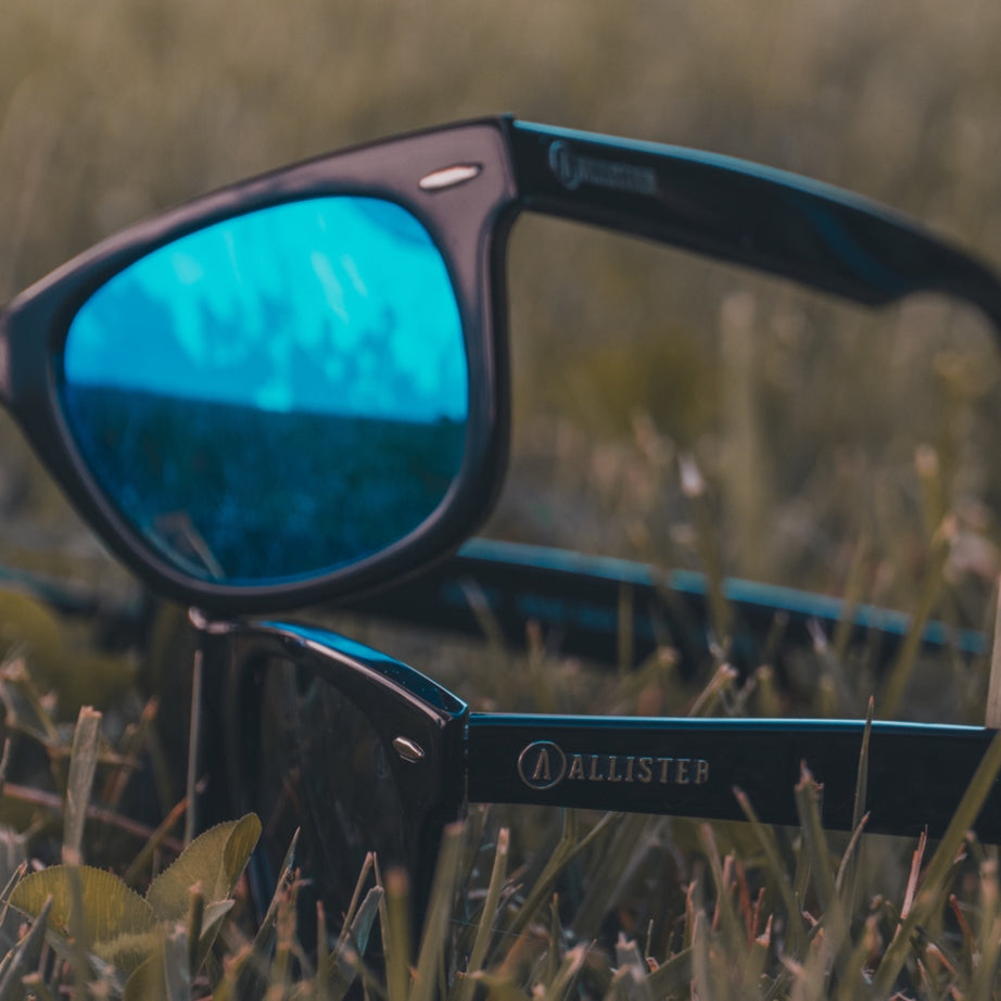 ANTEOJO DE SOL , CHARLIE-Negro con lentes Azul Espejados